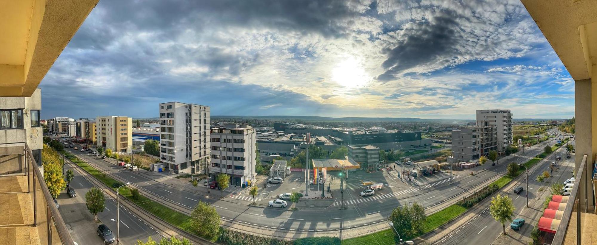 Fancy Apartament Promenada Balcon Panoramic, Parcare, Incalzire Pardoseala, Self Check In Craiova Eksteriør bilde
